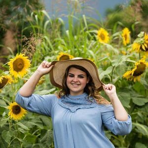 Meet your Posher, Jennifer